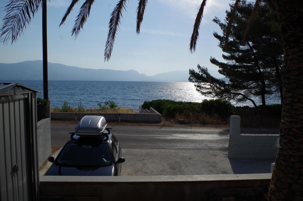 Apartments By The Sea Slatine, Ciovo - 14158 Exterior foto